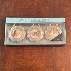 Hallmark Family Tree Frame Kit Photo Holders Ornaments New